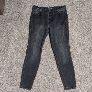 Women's Black Skinny Jeans